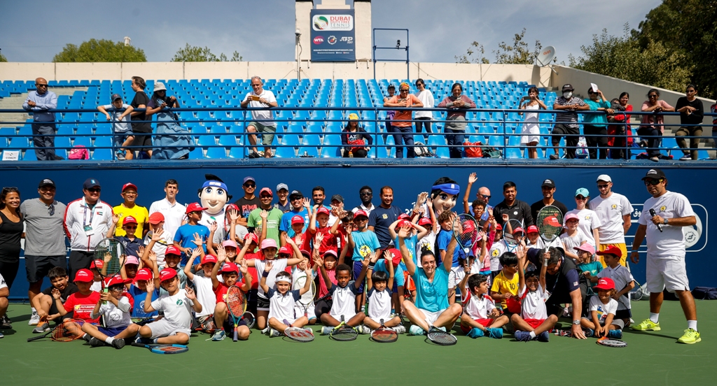 Young tennis stars meet Ons Jabeur at Tennis Emirates Coaching Clinic