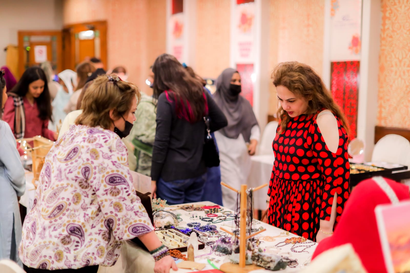 90+ local crafters exhibit 'Made in Pakistan' products at Indie Art