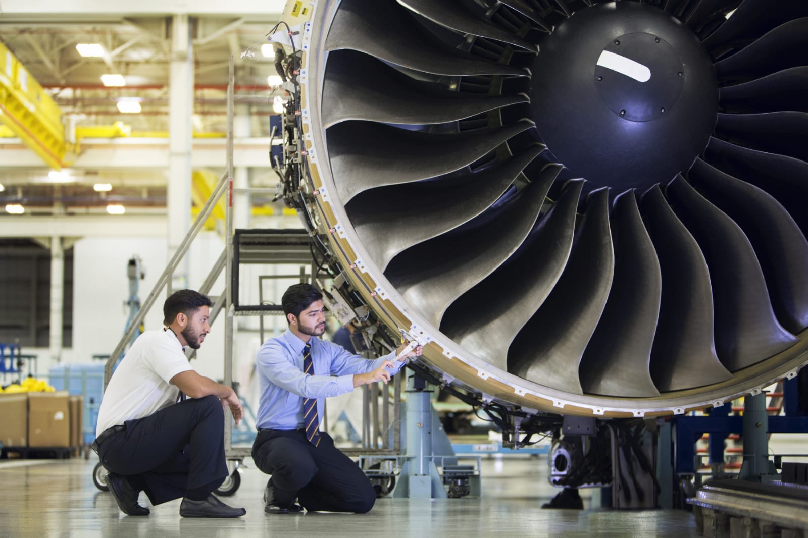 Emirates Group invites UAE Nationals to join its Aircraft Maintenance Engineer License