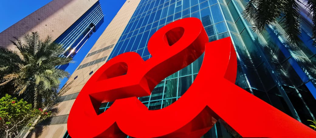 e& UAE & Khalifa University: Launch white paper for AI-native 6G networks
